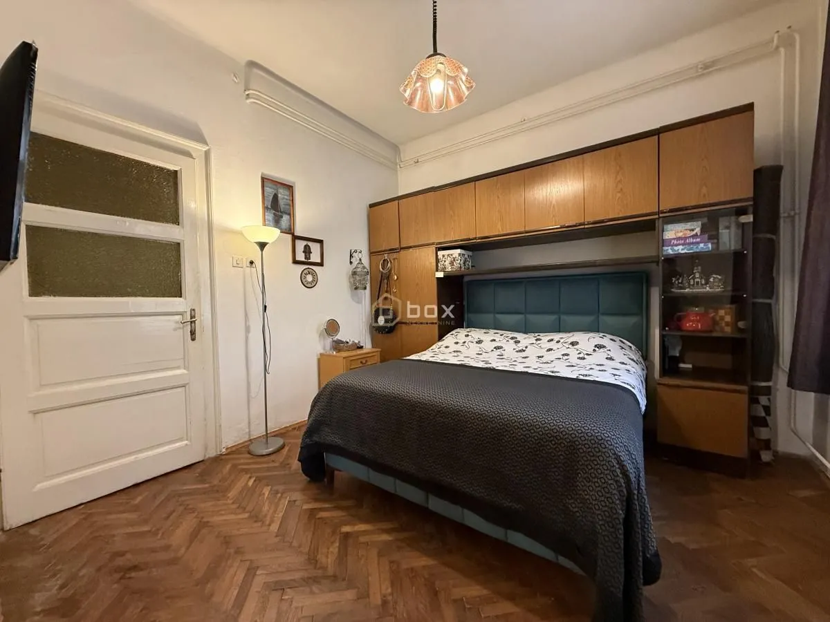 Rent, office space, 110m², Crveni Krst, Niš