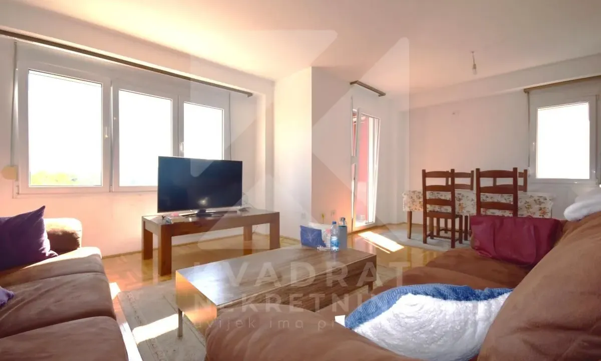 Rent, three bedroom apartment, 92m², 1 maj, Podgorica