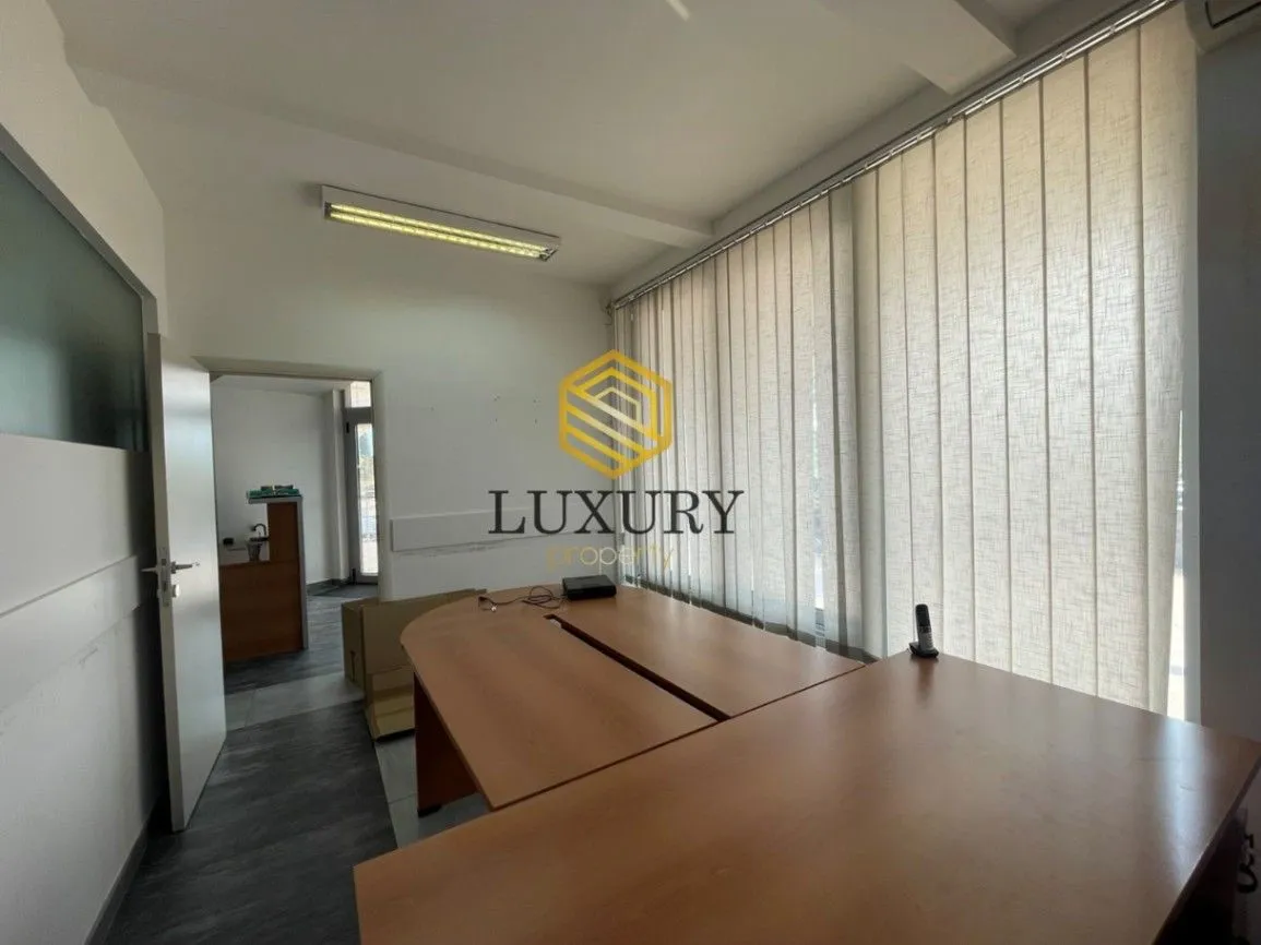 Rent, office space, 160m², Kod Big Fashion-a, Podgorica