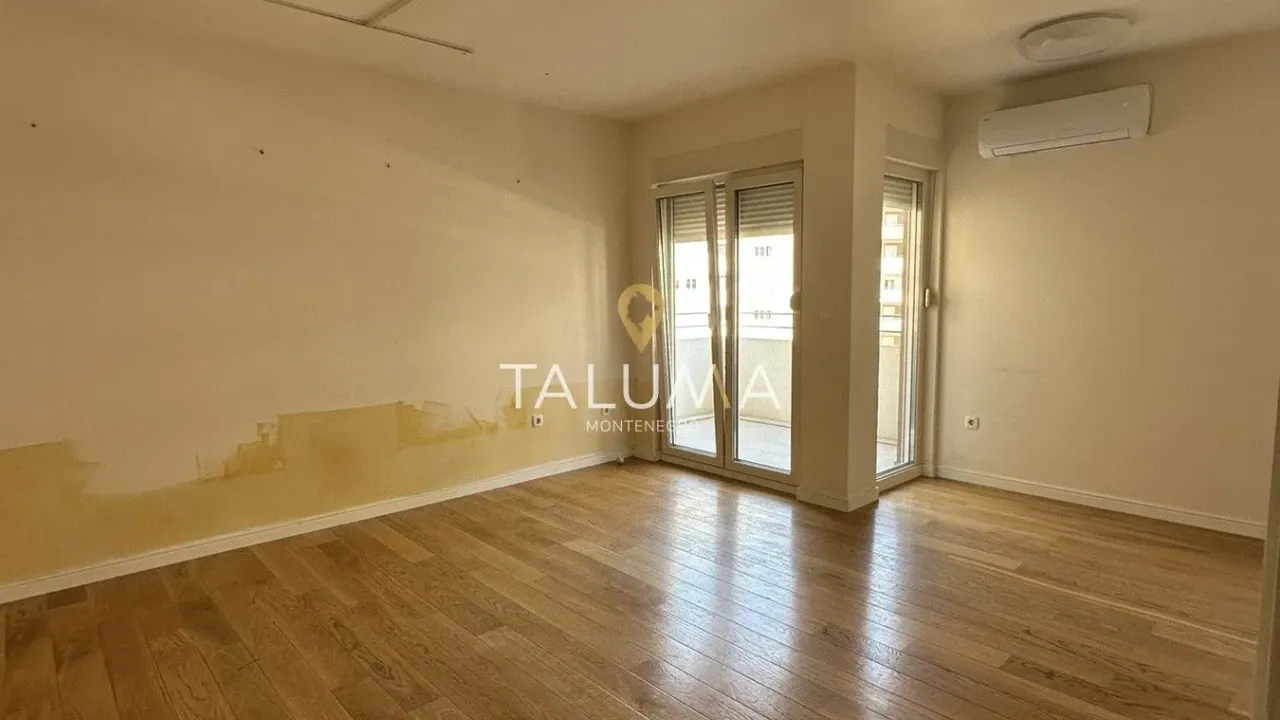 Prodaja, dvosoban stan, 68m², City Kvart, Podgorica