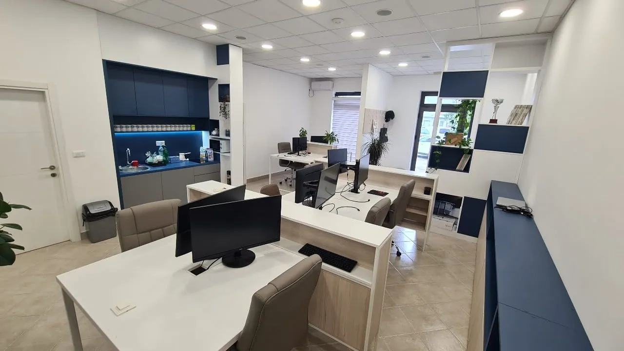 Rent, office space, 98m², Stari Aerodrom, Podgorica