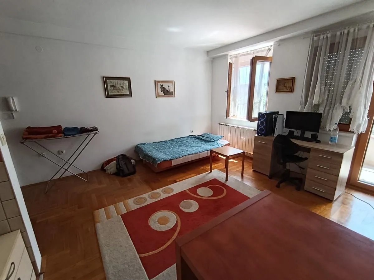 Prodaja, garsonjera, 32m², Centar, Novi Sad