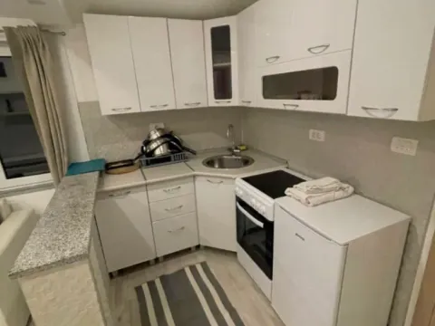 Izdavanje, jednosoban stan, 35m², Popovići, Bar - image 5