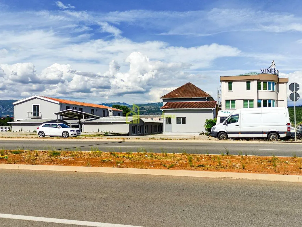 Sale, office space, 1500m², Mareza, Podgorica