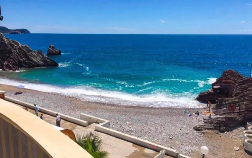 Prodaja, dvosoban stan, 68m², Rafailovići, Budva