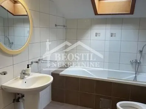 Izdavanje, kuća, 450m², Savski Venac, Beograd - image 11