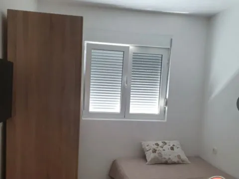 Izdavanje, dvosoban stan, 54m², Maslinjak, Budva - image 7