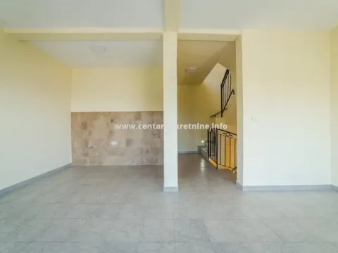 Prodaja, kuća, 195m², Utjeha, Bar - image 11