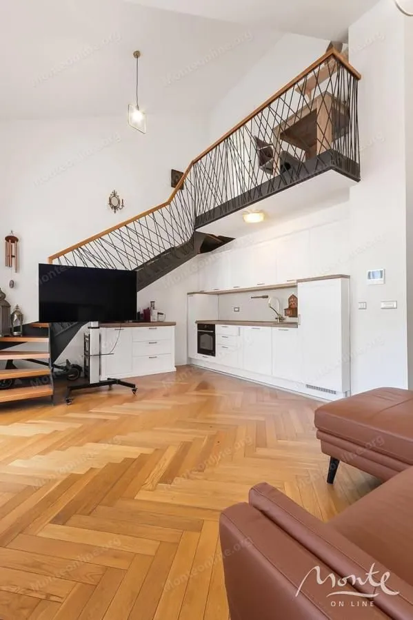 Prodaja, dvosoban stan, 68m², Centar, Tivat