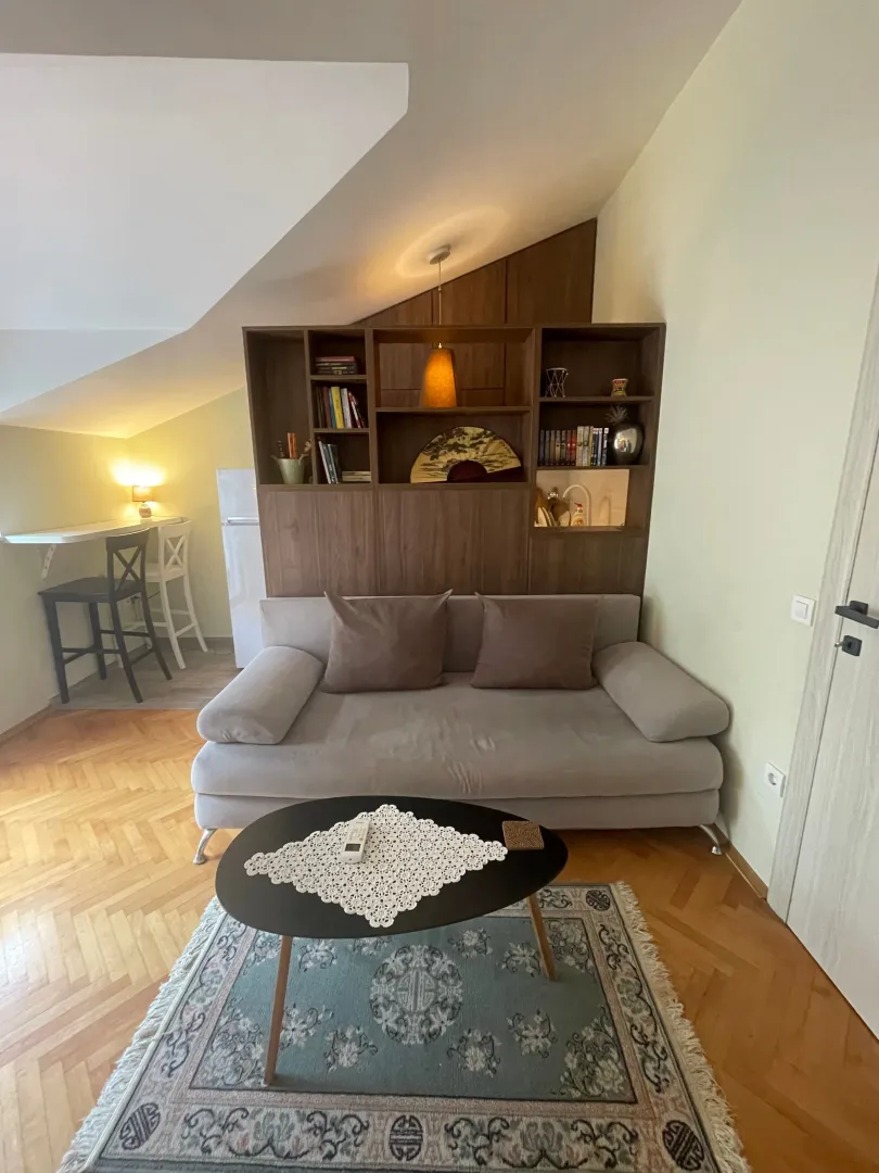 Izdavanje, jednosoban stan, 35m², Igalo, Herceg Novi