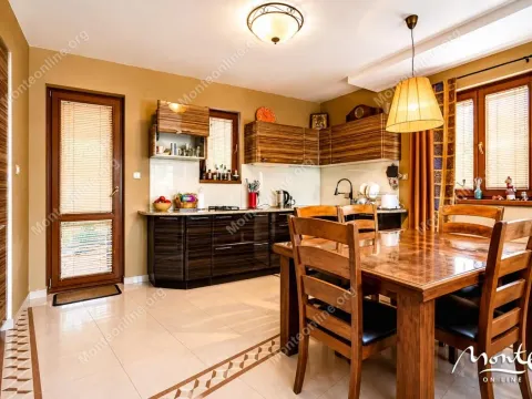 Prodaja, kuća, 250m², Bijela, Herceg Novi - image 9