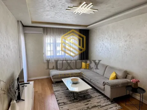 Rent, two bedroom apartment, 68m², Central Point, Podgorica - image 1