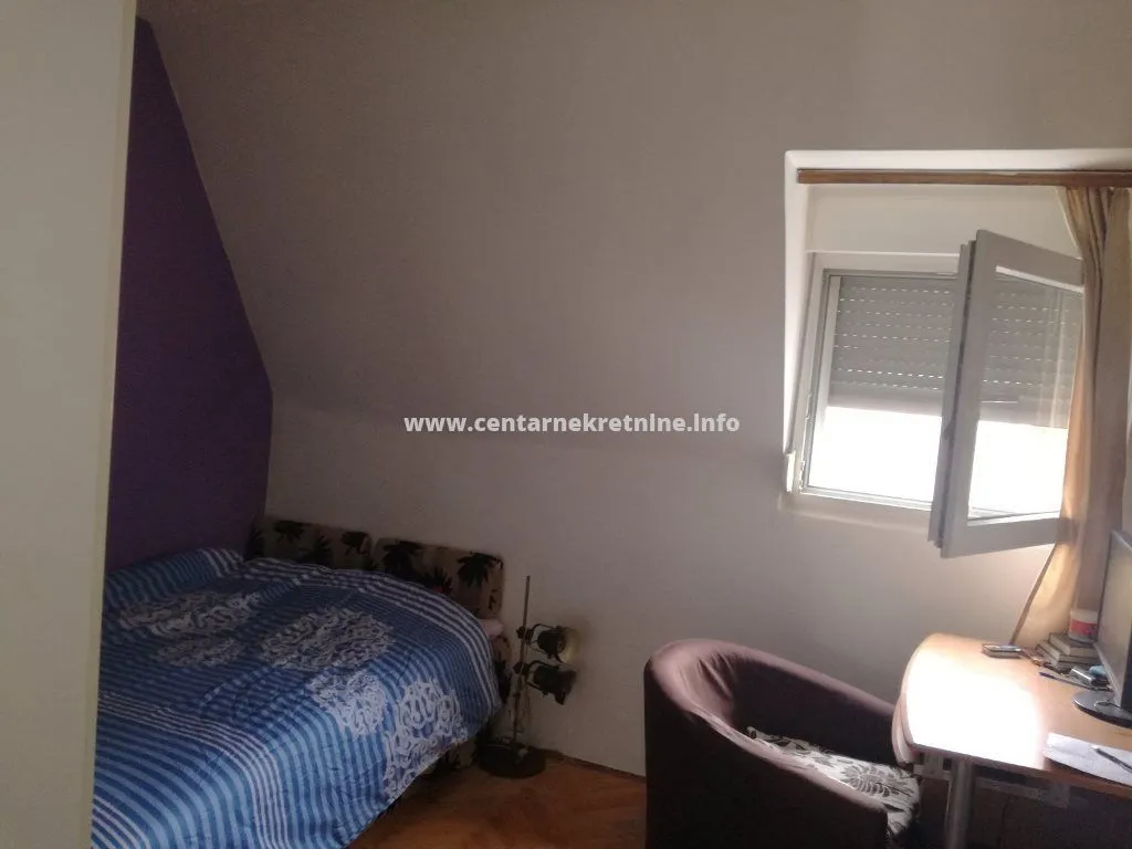 Prodaja, dvosoban stan, 68m², Centar, Cetinje