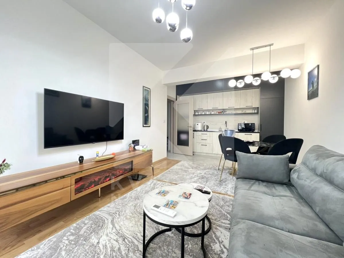 Izdavanje, dvosoban stan, 59m², Stara Varoš, Podgorica