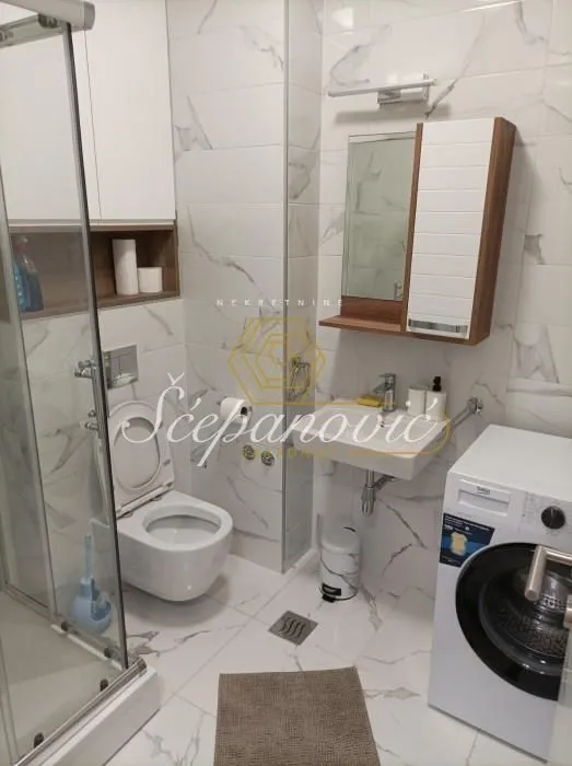 Prodaja, jednosoban stan, 40m², Šonsi, Novi Sad Sve Podlokacije