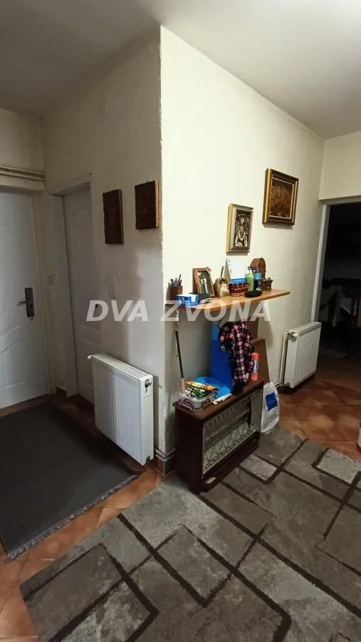 Prodaja, kuća, 49m², Petrovaradin, Novi Sad