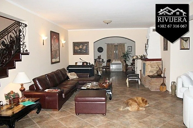 Sale, house, 450m², Kavač, Kotor