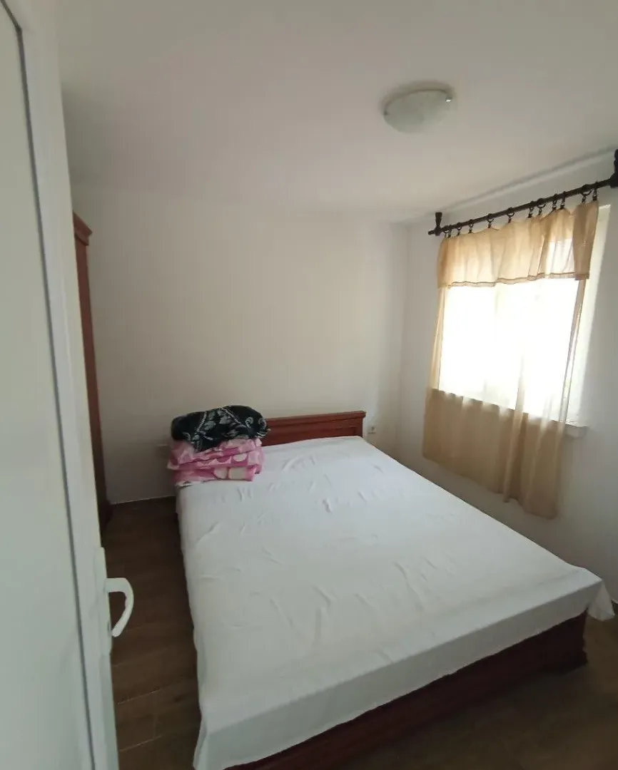 Izdavanje, dvosoban stan, 35m², Herceg Novi, Crna Gora