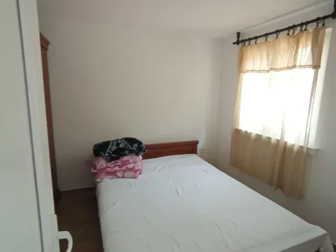 Rent, two bedroom apartment, 35m², Herceg Novi, Crna Gora - image 4