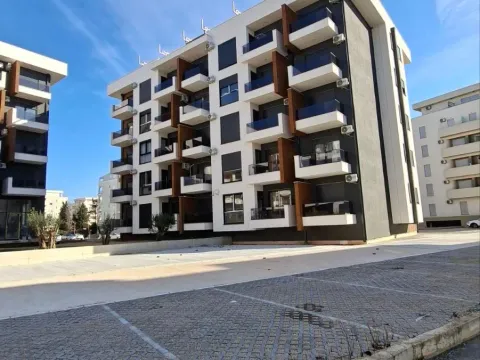 Prodaja, dvosoban stan, 69m², Ulcinj, Crna Gora - image 12