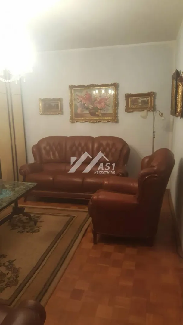 Izdavanje, trosoban stan, 85m², Liman 2, Novi Sad Sve Podlokacije
