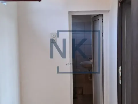 Izdavanje, poslovni prostor, 45m², Donja Gorica, Podgorica - image 4
