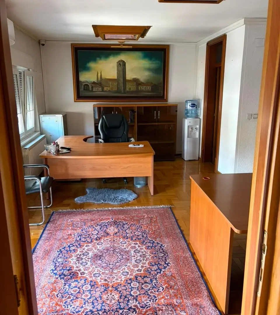Rent, office space, 150m², Ljubović, Podgorica