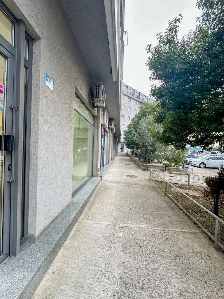 Sale, office space, 120m², Stari Aerodrom, Podgorica