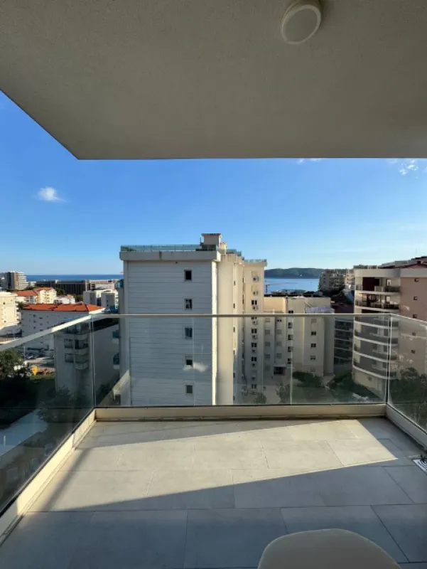 Prodaja, dvosoban stan, 74m², Bečići, Budva