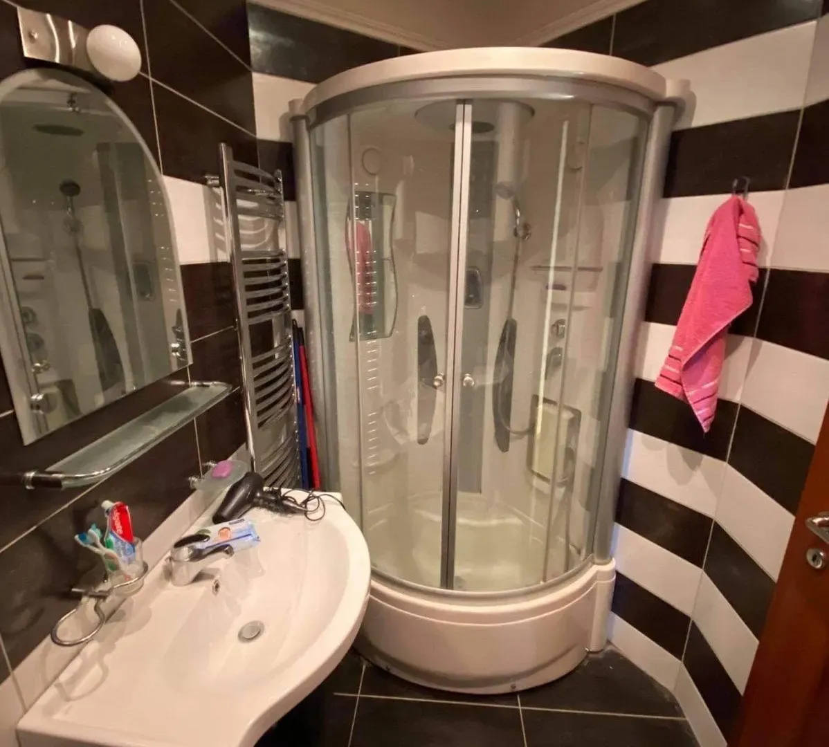 Rent, one bedroom apartment, 53m², Centar, Podgorica