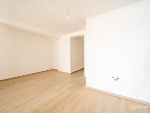 Sale, one bedroom apartment, 57m², Rafailovići, Budva - image 4