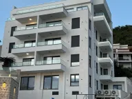 Izdavanje, poslovni prostor, 1600m², Pržno, Budva - image 10