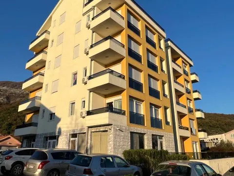 Sale, one bedroom apartment, 47m², Bijela, Herceg Novi - image 10