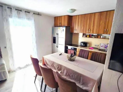 Sale, two bedroom apartment, 86m², Sutomore, Bar - image 5