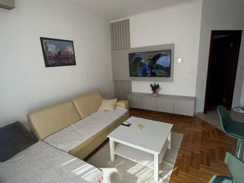 Izdavanje, jednosoban stan, 44m², Budva, Crna Gora - image 9