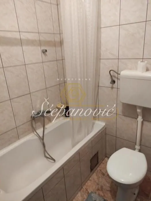 Prodaja, jednosoban stan, 32m², Sajam, Novi Sad Sve Podlokacije