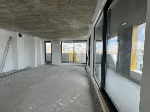 Sale, four bedroom apartment, 204m², Sajmište, Novi Sad - image 3