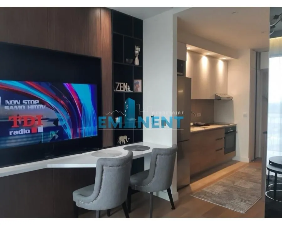 Izdavanje, stan, 32m², Savski Venac, Beograd