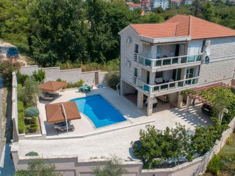 Prodaja, kuća, 267m², Tivat, Crna Gora - image 14