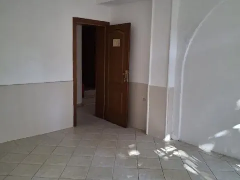 Izdavanje, poslovni prostor, 160m², Grbavica, Novi Sad Sve Podlokacije - image 8