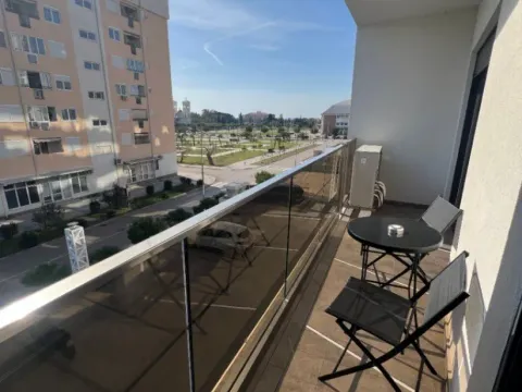 Izdavanje, garsonjera, 36m², Soho City, Bar - image 7