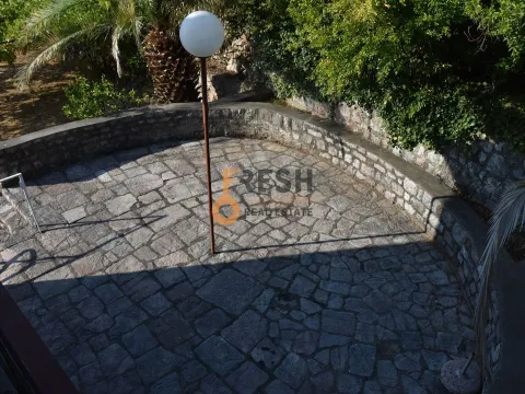 Sale, house, 480m², Budva, Crna Gora - image 17
