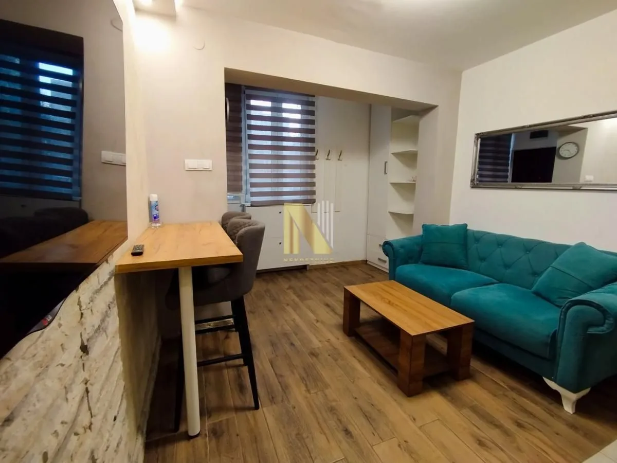 Izdavanje, jednosoban stan, 33m², Liman 2, Novi Sad Sve Podlokacije