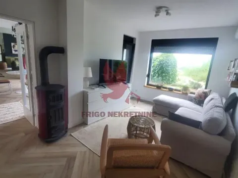 Prodaja, kuća, 234m², Granice, Mladenovac - image 10