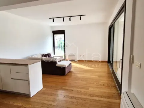 Izdavanje, stan, 110m², Tivat, Crna Gora - image 3