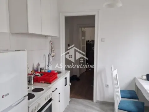 Rent, two bedroom apartment, 50m², Tašmajdan, Palilula Sve Podlokacije - image 4