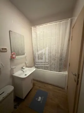 Izdavanje, dvosoban stan, 70m², City Kvart, Podgorica - image 14