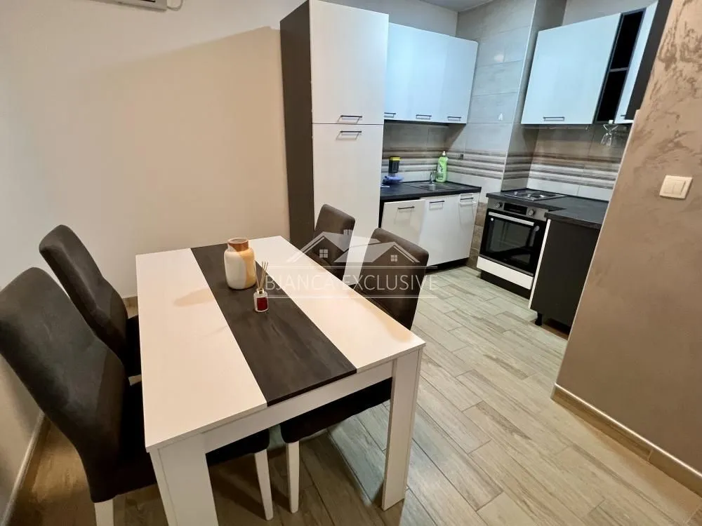 Sale, three bedroom apartment, 72m², Savski Venac, Beograd
