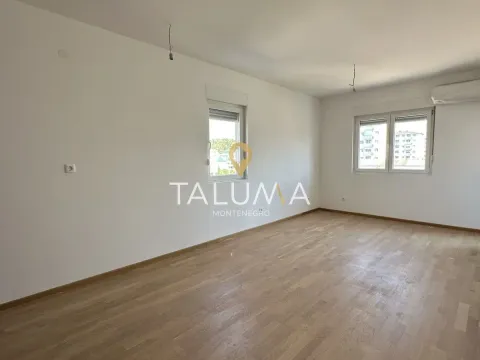 Prodaja, jednosoban stan, 45m², Zabjelo, Podgorica - image 2