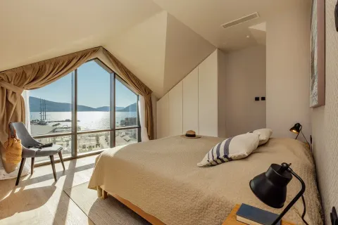 Prodaja, dvosoban stan, 179m², Porto Montenegro, Tivat - image 11